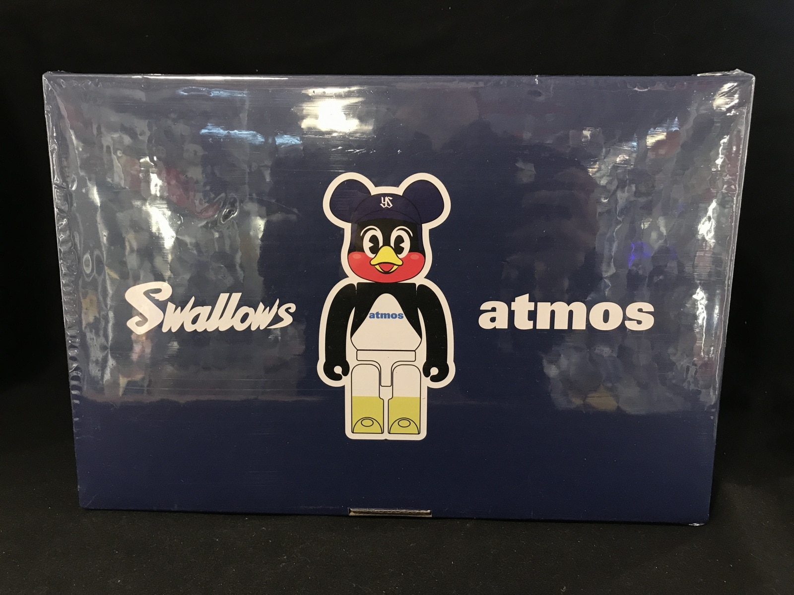 MediCom Toy BE @ RBRICK atmos x Tokyo Yakult Swallow 100% and 400