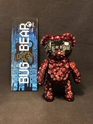 男性に人気！ BUGるBEAR Code Red CORE TURN UP TOYS ソフビ www