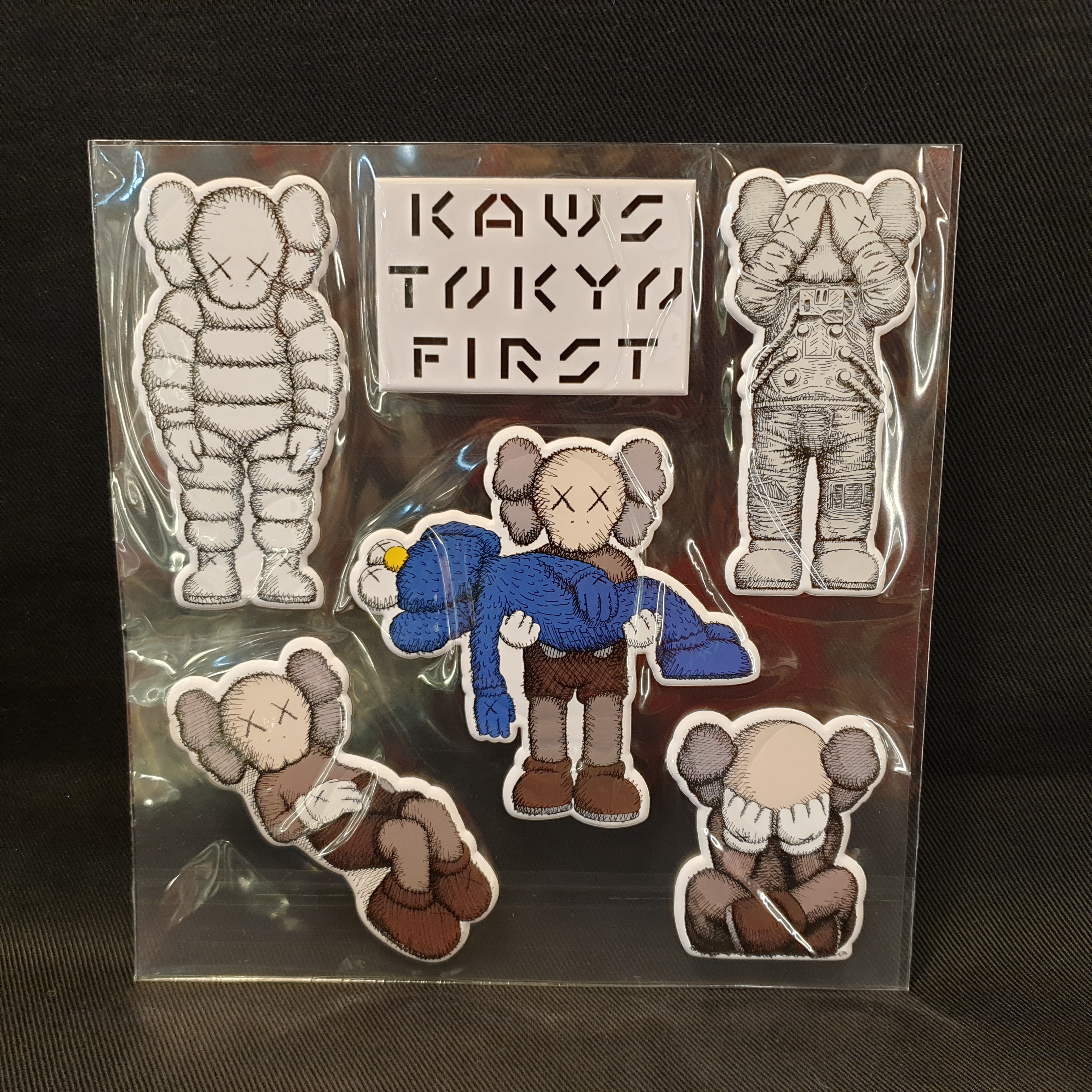 アートボックス KAWS TOKYO FIRST KAWS KAWS TOKYO FIRST ステッカー 5