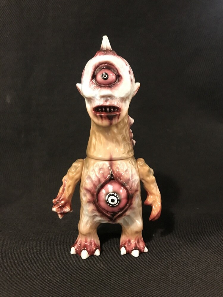 Chokehazard TOXIC CYCLOPS XIAOXIIAO CUSTOM brown molding