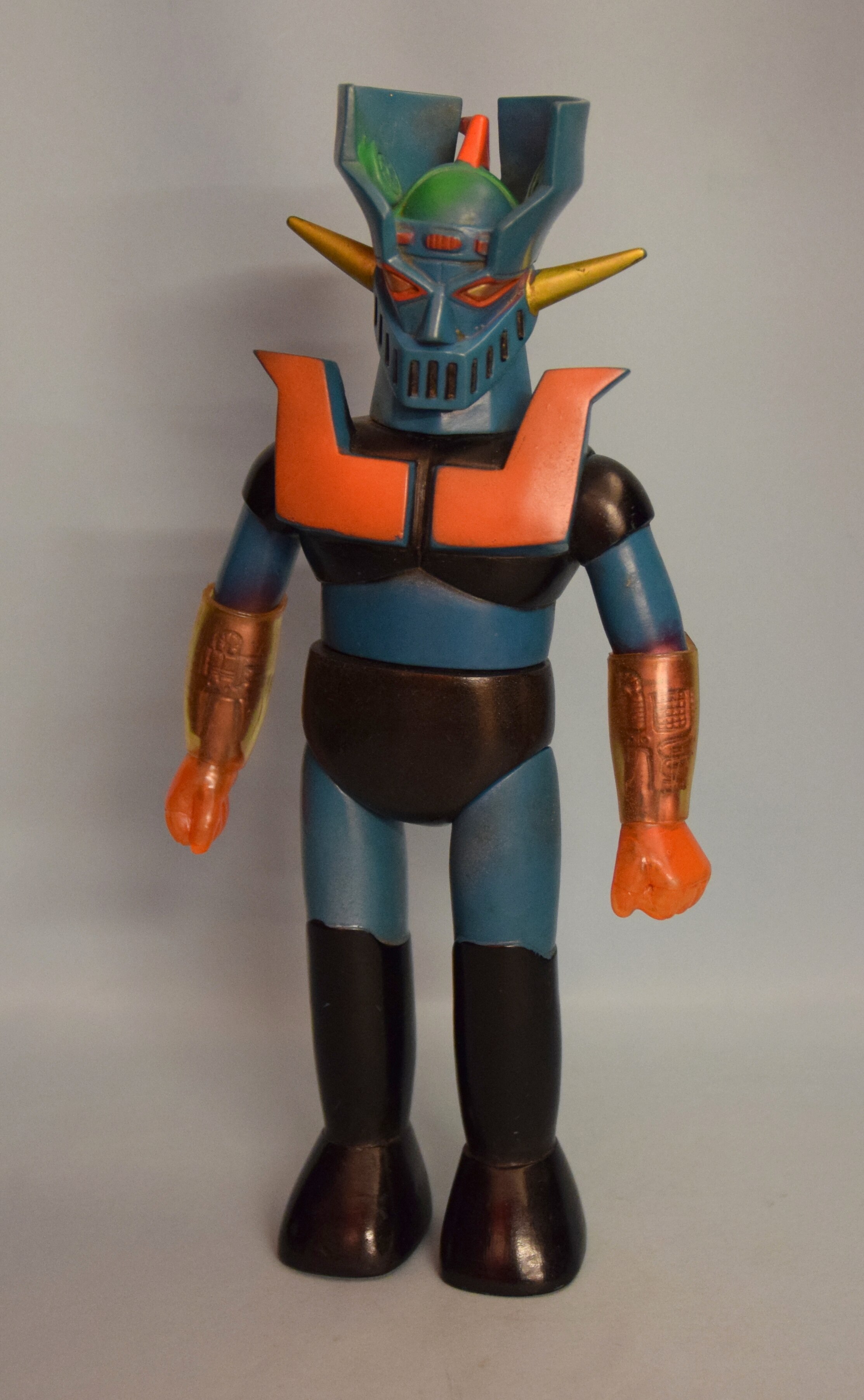 bandai both arms out clear arm muneaka mazinger z blue molded