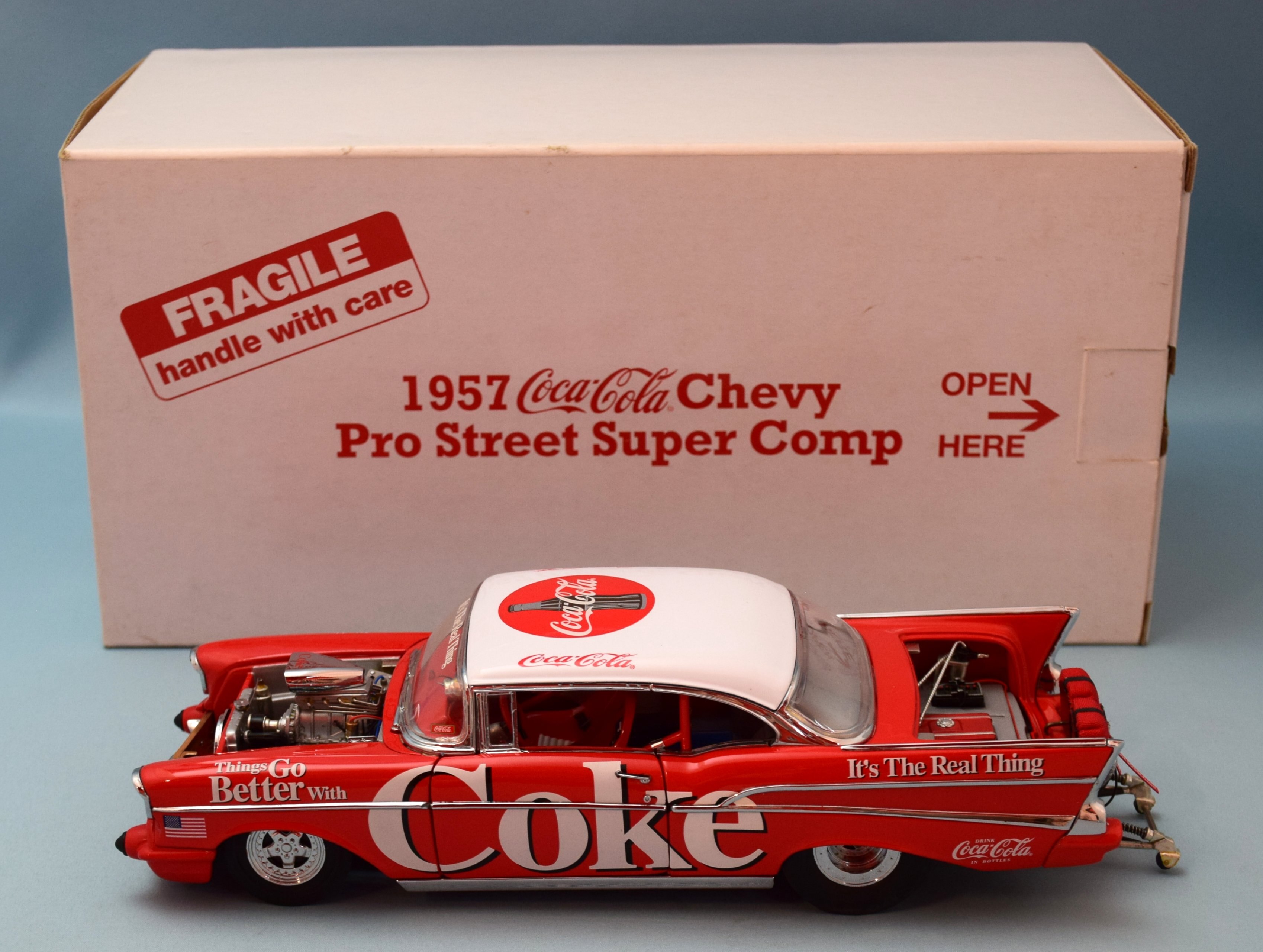 Danbury Mint 1/24 DM1620002 1957 Coca Cola Chevy Pro Street Super