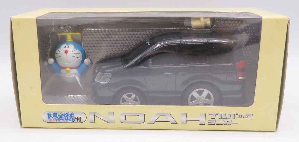 COROLLA プルバックミニカー NOAH ドラえもん マジカルカー