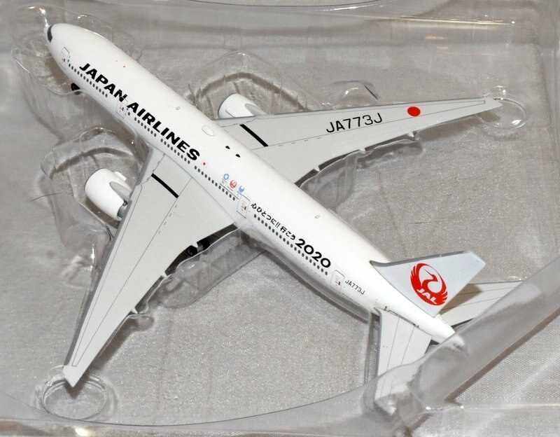 逆輸入 心ひとつに！！ B777-200 JAL レア 1/400 フェニックス 航空機 