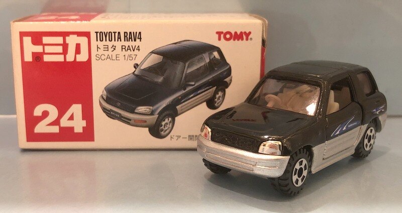tomica toyota rav4
