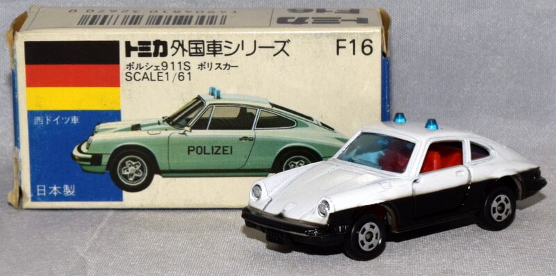 トミカ外国車シリーズNO.F16ポルシェ911Sポリスカー 青箱 日本製 
