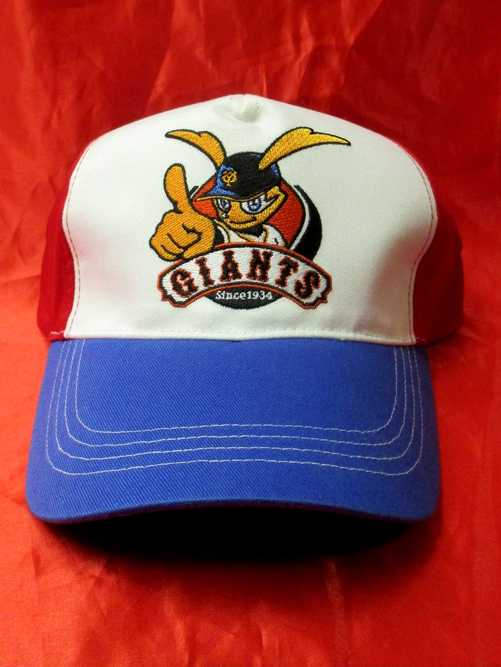 The Yomiuri Giants baseball stadium distribution GIANTS cap winning Yomiuri Giants Giabbit Mandarake Online Shop