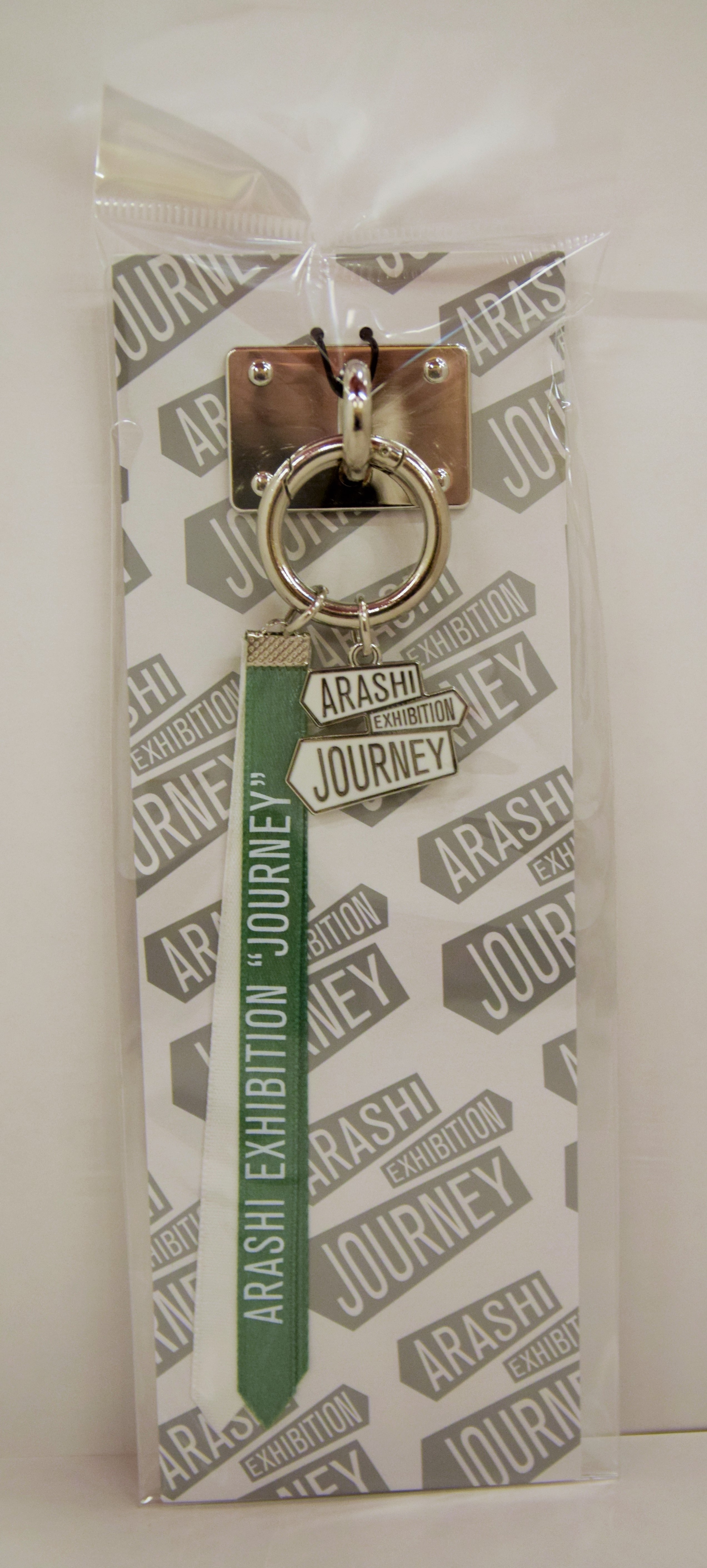 嵐 19年 嵐を旅する展覧会 Arashi Exhibition Journey スマホアクセサリー まんだらけ Mandarake