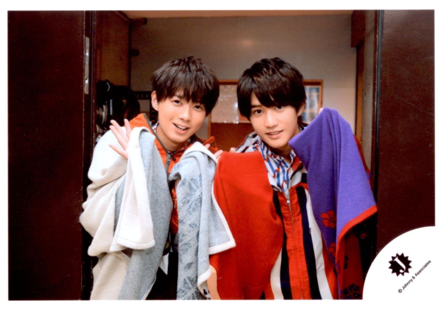 HiHi Jets 18年 JOHNNYS Happy New Year IsLAND 井上瑞稀 橋本涼 公式写真 1枚 まんだらけ Mandarake