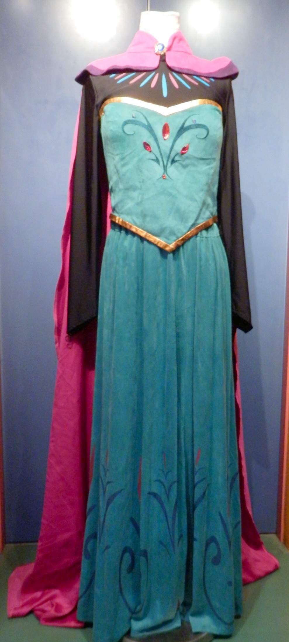 女性:Mサイズ】アナと雪の女王 エルサ/戴冠式ドレス【着用品・サークル