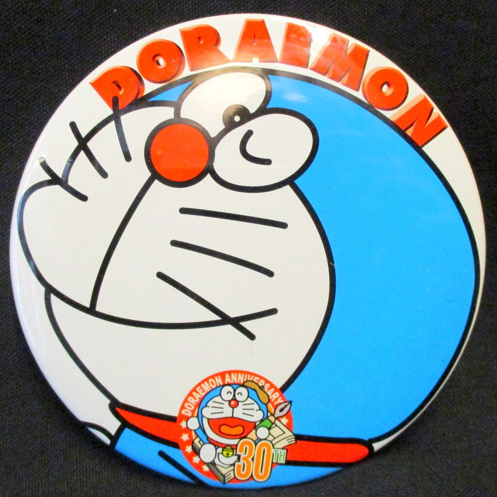 ドラえもん30周年 缶バッジ ドラえもん振り向き まんだらけ Mandarake