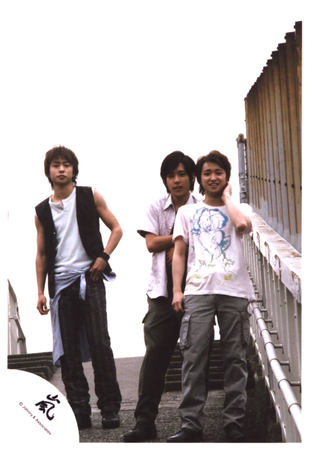嵐 04年 いざッ Now Tour 大野 櫻井 二宮 公式写真 嵐ロゴ まんだらけ Mandarake