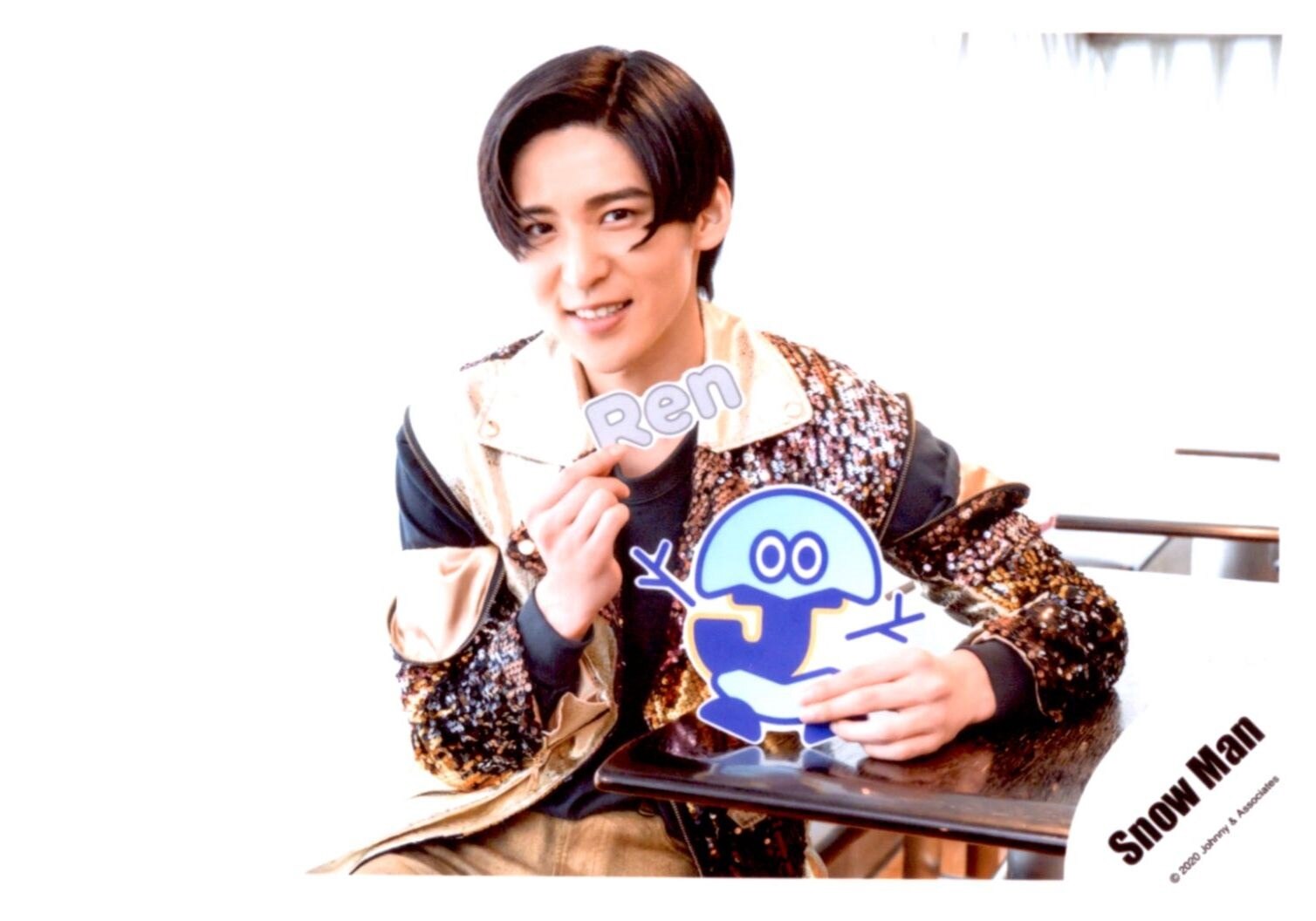 Snow Man 20年Johnnys' IsLAND STOREオフショット夏 目黒蓮 公式写真 *1枚 Snow Man 20年Johnnys' IsLAND STOREオフショット夏 目黒蓮 公式写真 *1枚