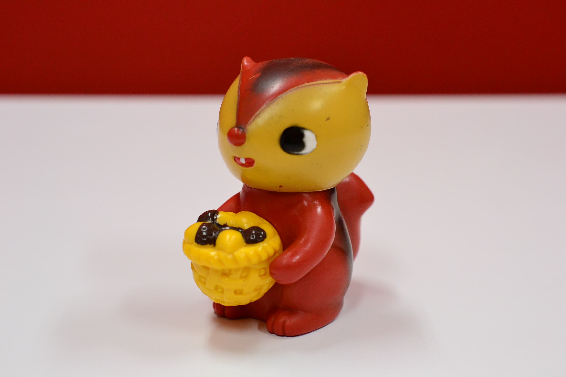 seongnam shinkin bank money box acorn in the risukago h 85 mm