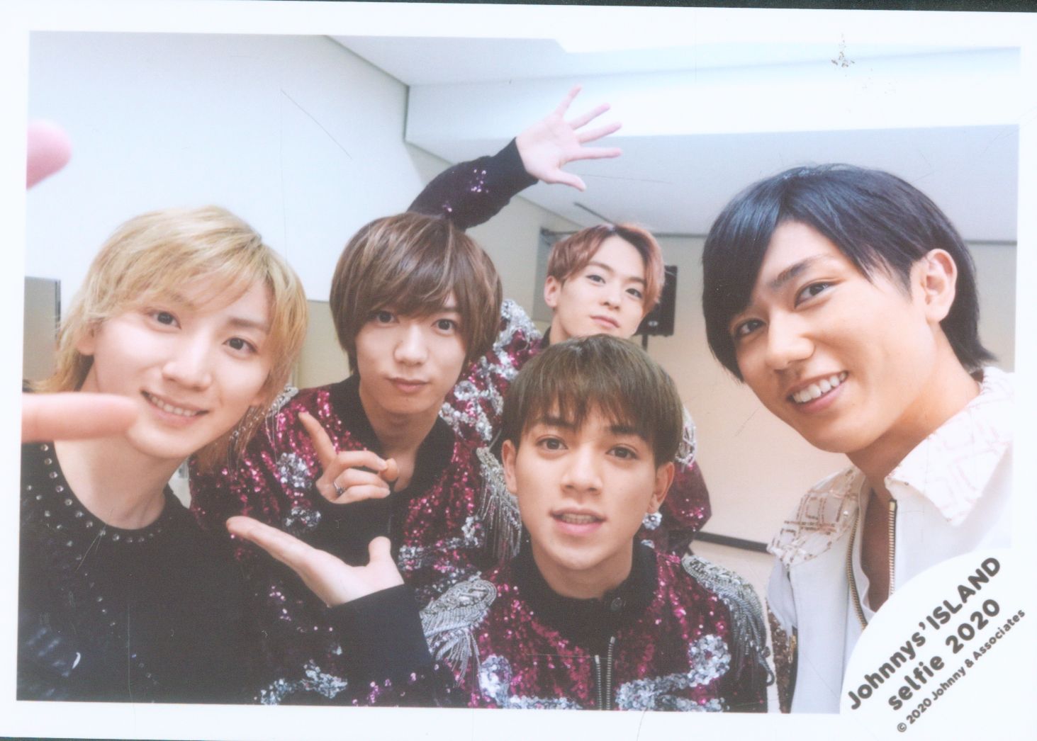 SnowMan / SixTONES / Travis Japan 20 years Selfie Kikaku Taiga