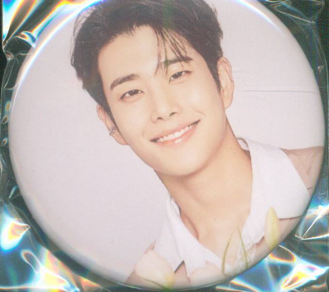ASTRO 20 years ASTRO & ROROHA POP UP in JAPAN MJ Can Badge ...