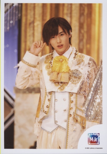 lilかんさい 岡﨑彪太郎 公式写真 夜散歩 ⁡ #岡﨑彪太郎 #Lilかんさい