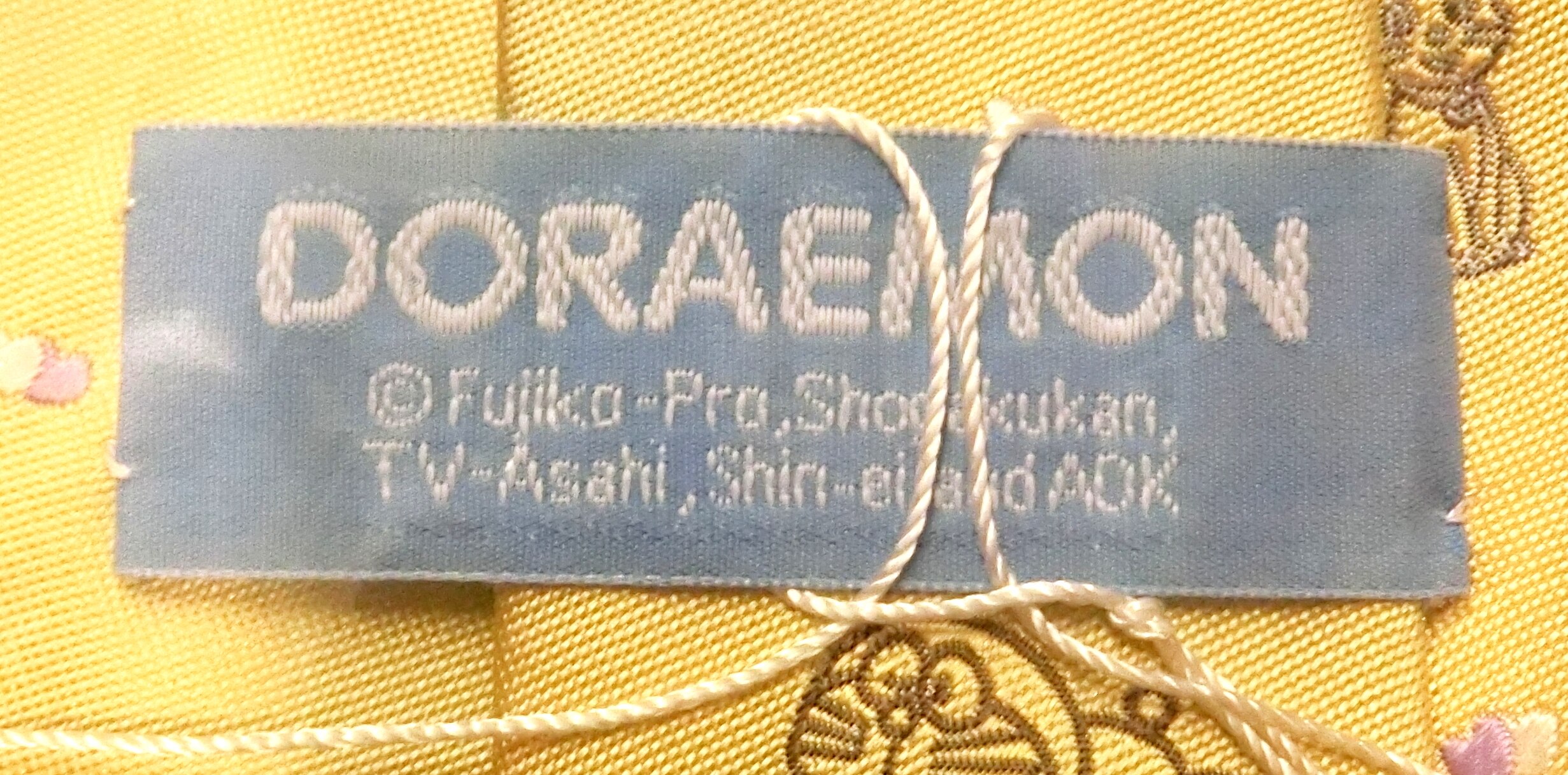 まんだらけ通販 Doraemon ドラえもん ネクタイ イエロー うめだ店からの出品