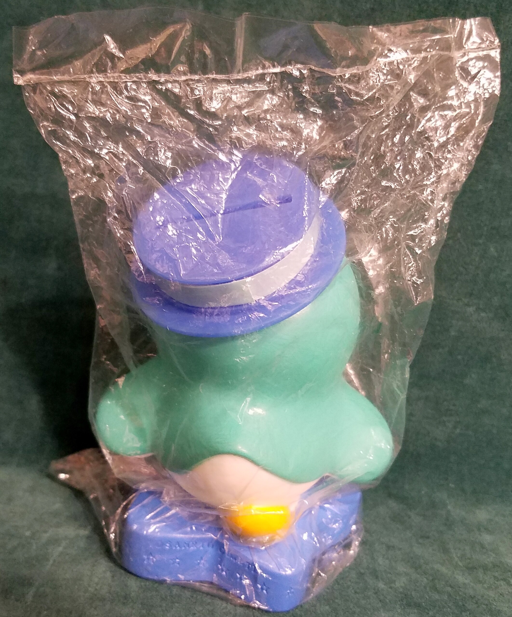 Yamaichi Securities Sofubi Money Box 10Cm Peggy pop blue / mountain