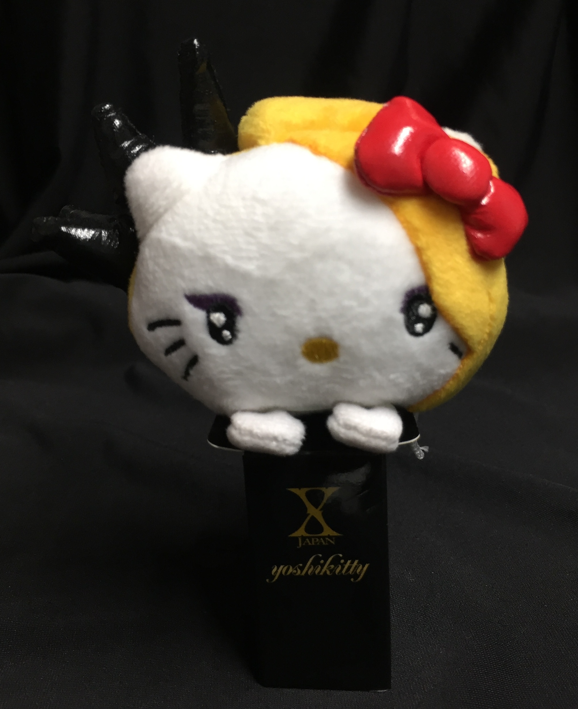 X JAPAN YOSHIKI サンリオ「ぴょこのるマスコット yoshikitty エンジェルシリーズ」 スタンダード黒服エンジェル | ありある  | まんだらけ MANDARAKE