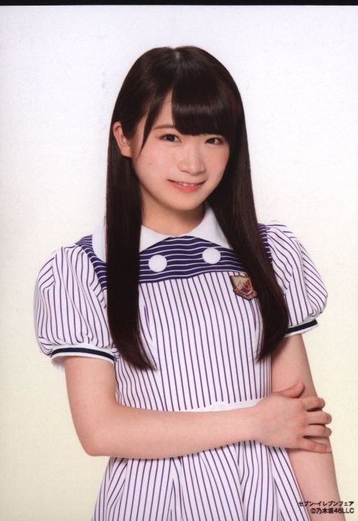 乃木坂46セブンイレブンフェア秋元真夏特典生写真2015