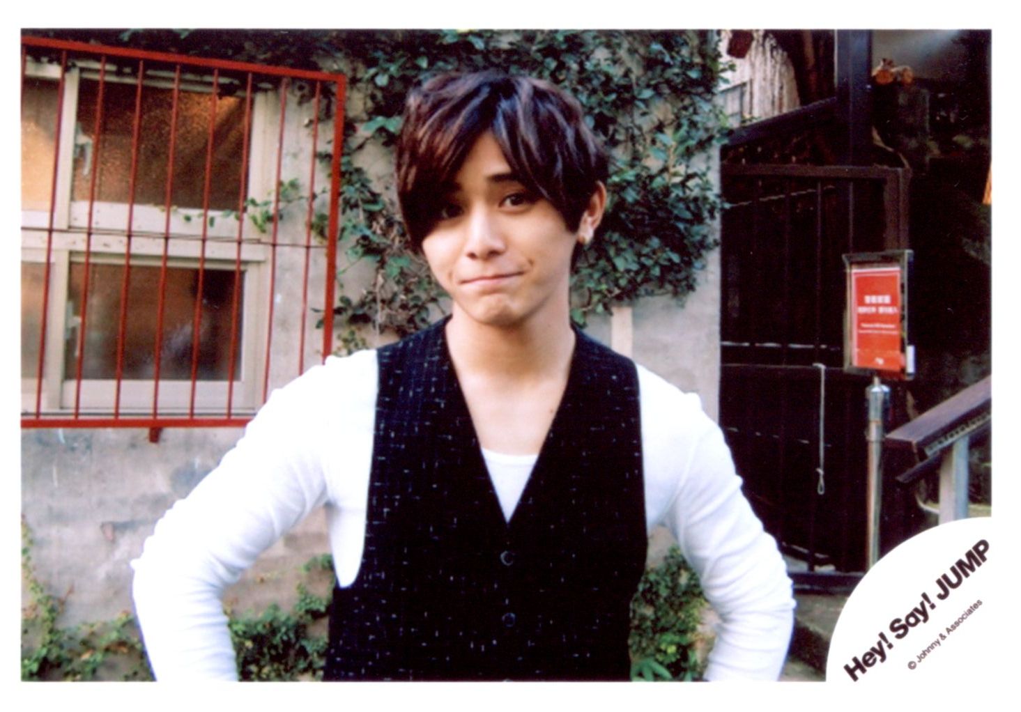 Hey Say Jump 16 17年 カレンダー 山田涼介 公式写真 1枚 まんだらけ Mandarake