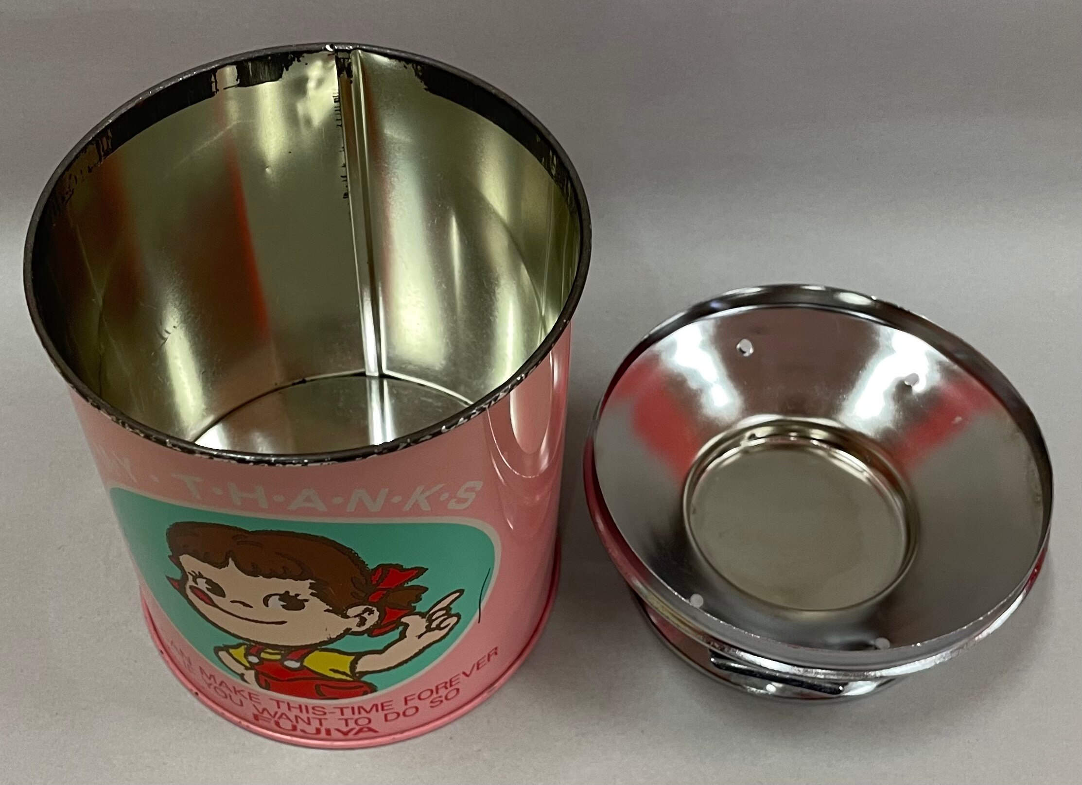 不二家 ペコちゃん ミルクボール集乳缶 限定品 - ノベルティグッズ