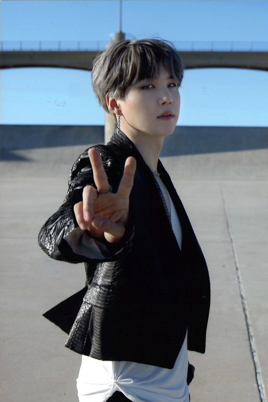 BTS Memories of2020 SUGA Blu-ray シュガ トレカ s-l400.jpg