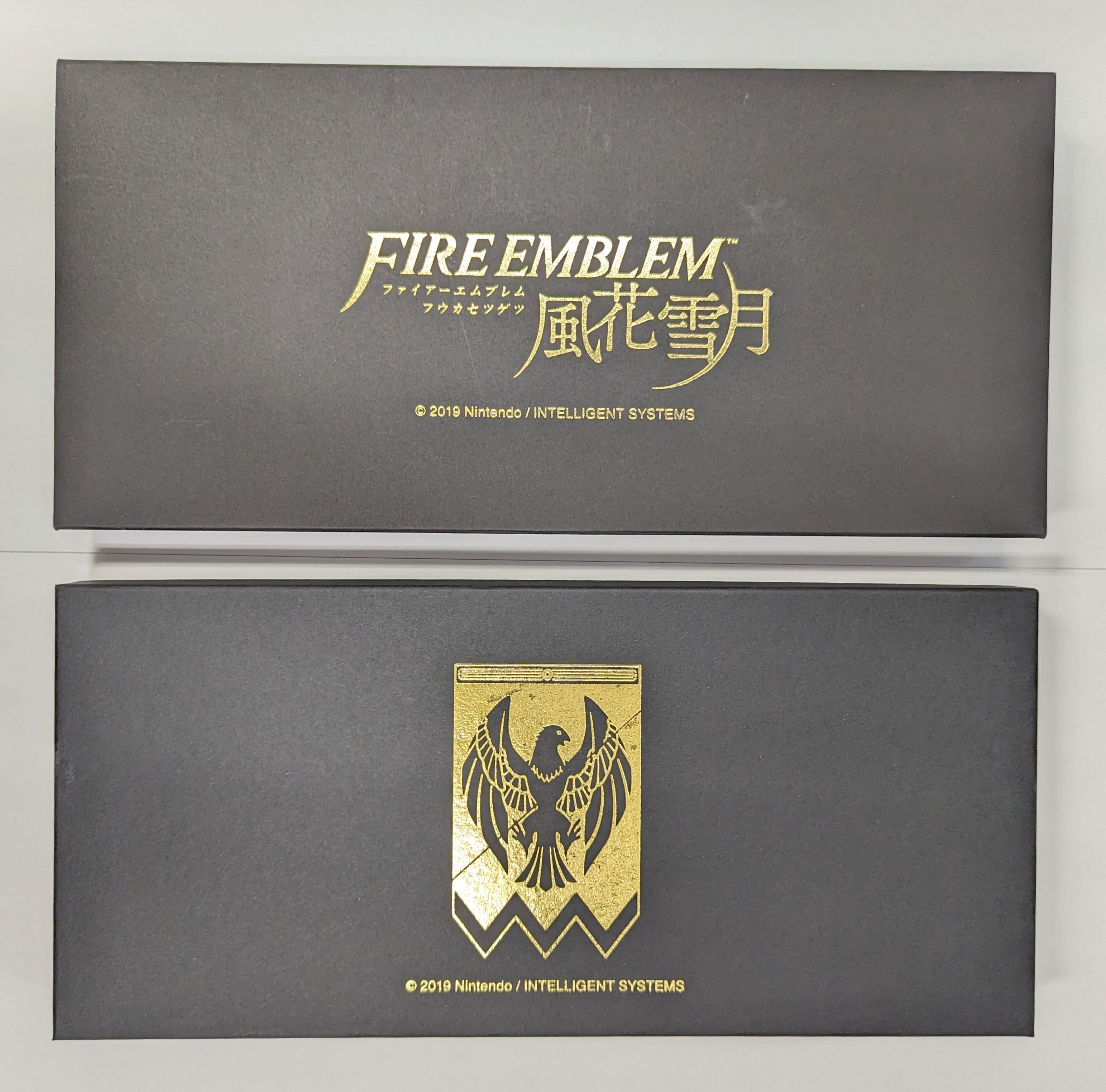 FIRE EMBLEM 風花雪月 腕時計 黒鷲の学級モデル