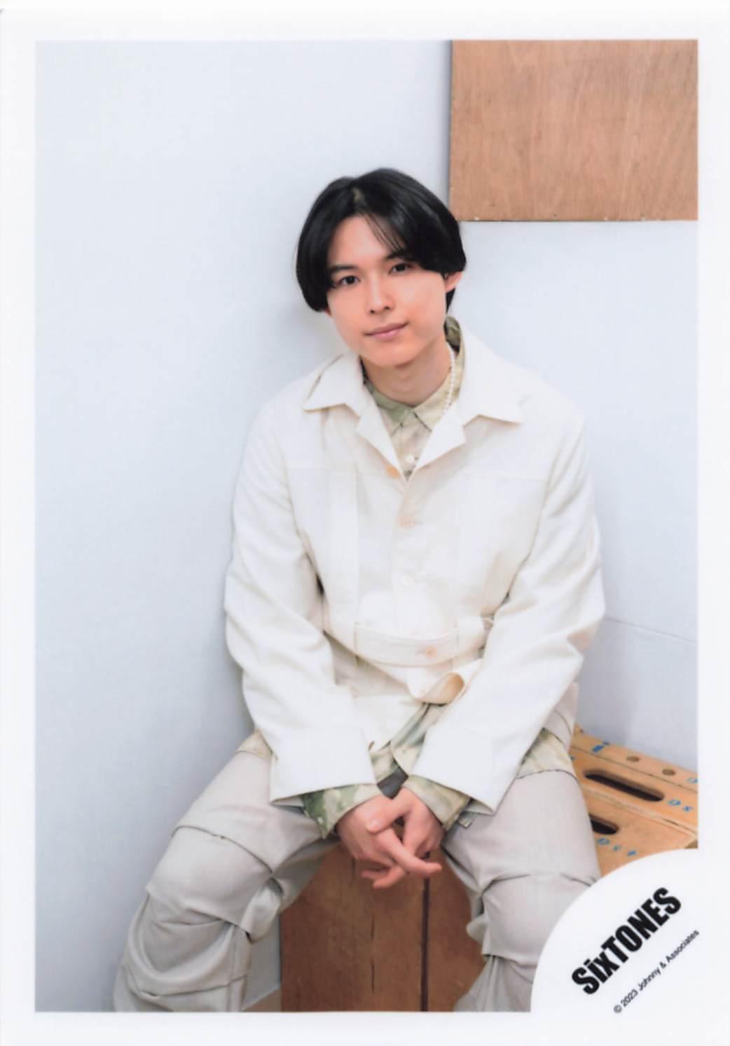 SixTONES 23年ポートレートシリーズ 松村北斗 公式写真 *1枚 