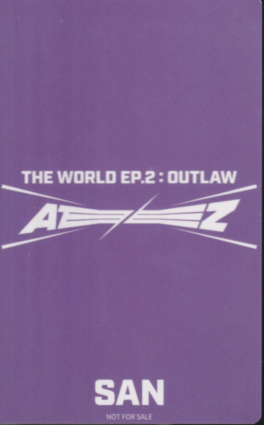 BARNES\u0026NOBLES 限定　Ateez outlaw トレカ