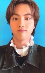 BTS Butter JIN トレーディングカード 黄