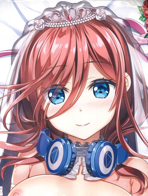 五等分の花嫁　三玖　抱き枕カバー　essentia